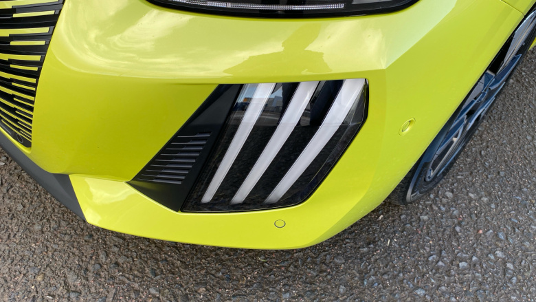 Peugeot 208 1.2 Hybrid 100 Allure 5dr e-DSC6 Petrol Hatchback